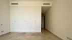 De nombreux espaces de rangements sont disponibles dans les chambres et les couloirs des résidences.
